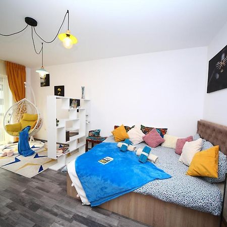 B&M Apartment Brasov Luaran gambar