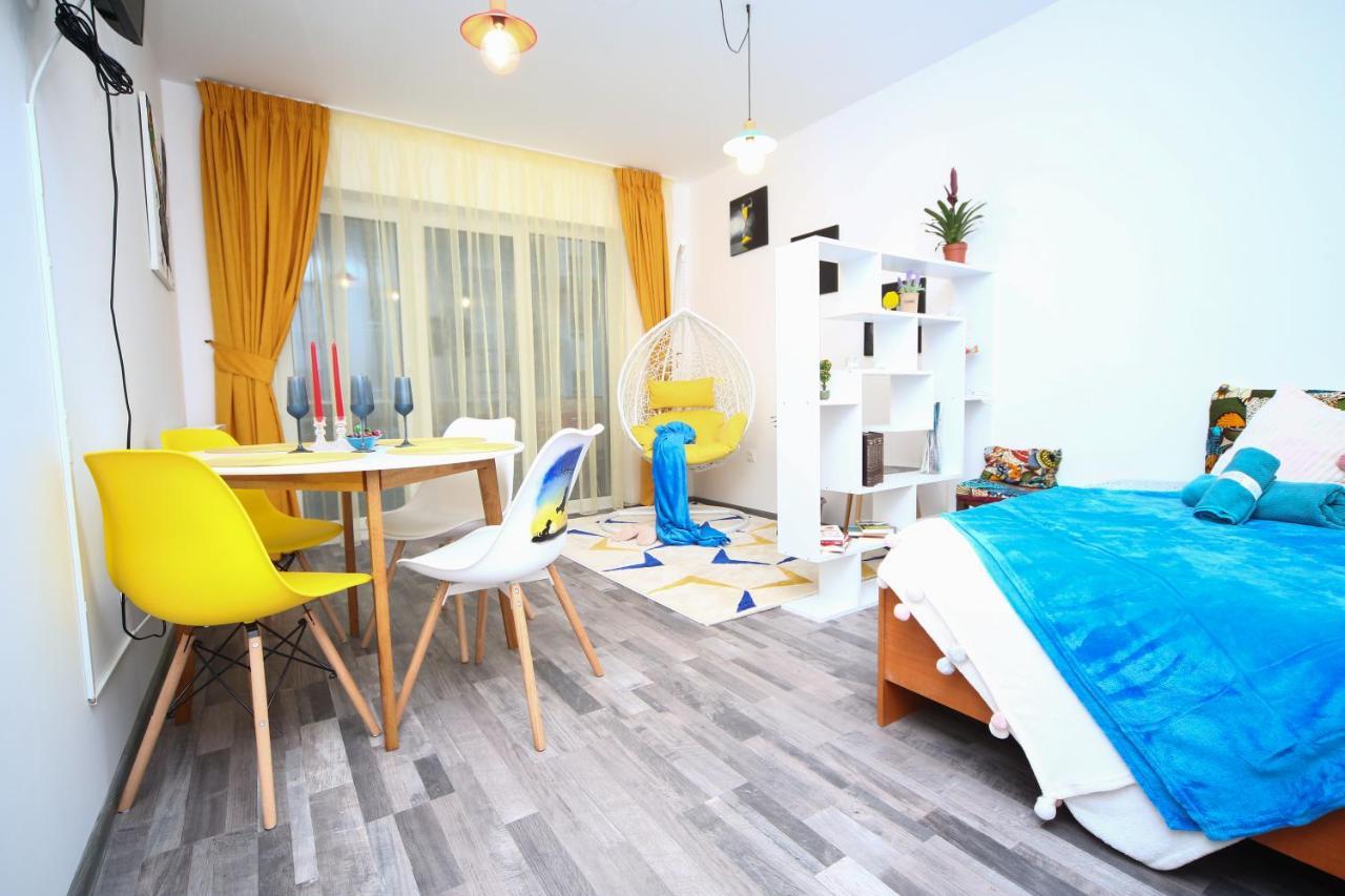 B&M Apartment Brasov Luaran gambar