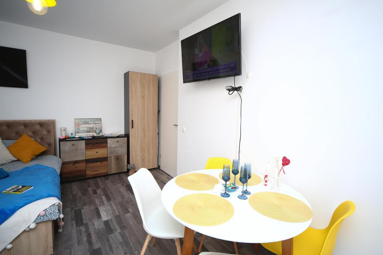 B&M Apartment Brasov Luaran gambar