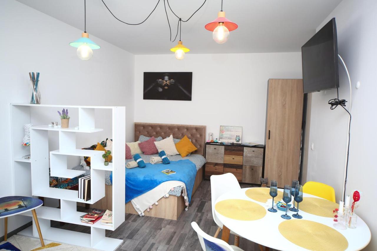 B&M Apartment Brasov Luaran gambar