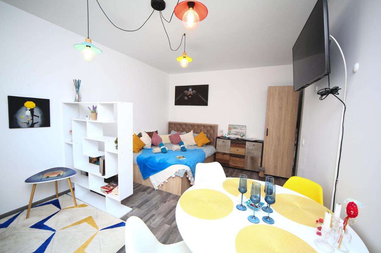 B&M Apartment Brasov Luaran gambar