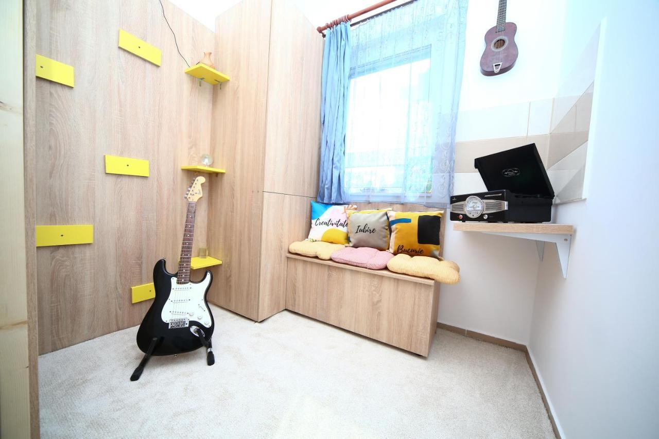 B&M Apartment Brasov Luaran gambar