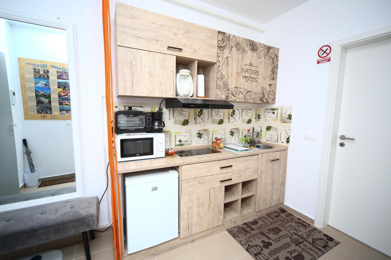 B&M Apartment Brasov Luaran gambar